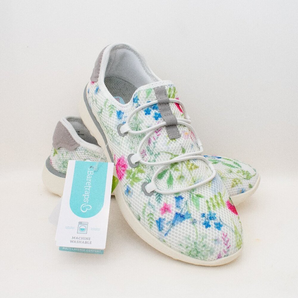 Baretraps Women's Graciela White and FloralSlip On Sneaker Size 7.5 NWT